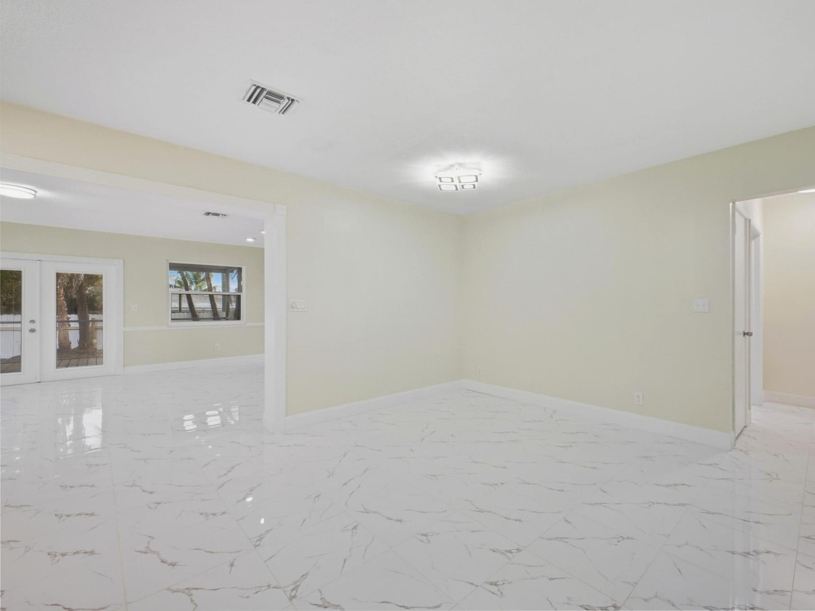 1421 Crest Drive, Lake Worth, FL 33461 photo 13