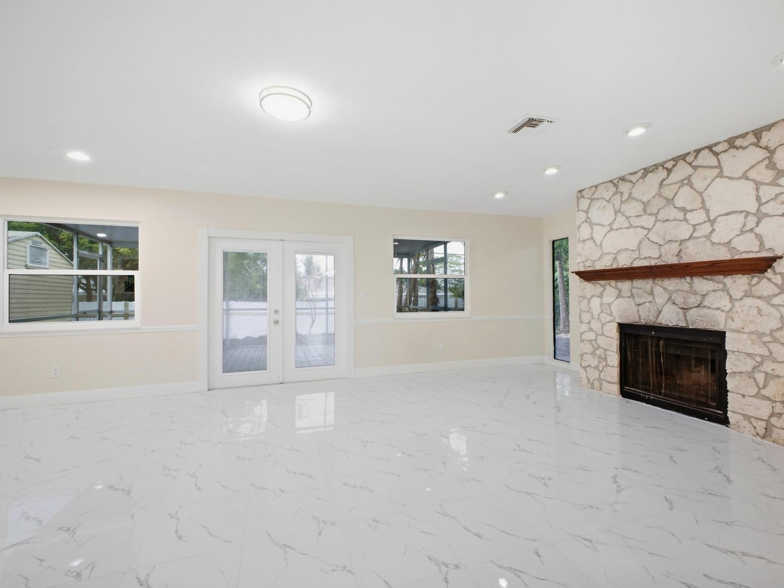 1421 Crest Drive, Lake Worth, FL 33461 photo 18