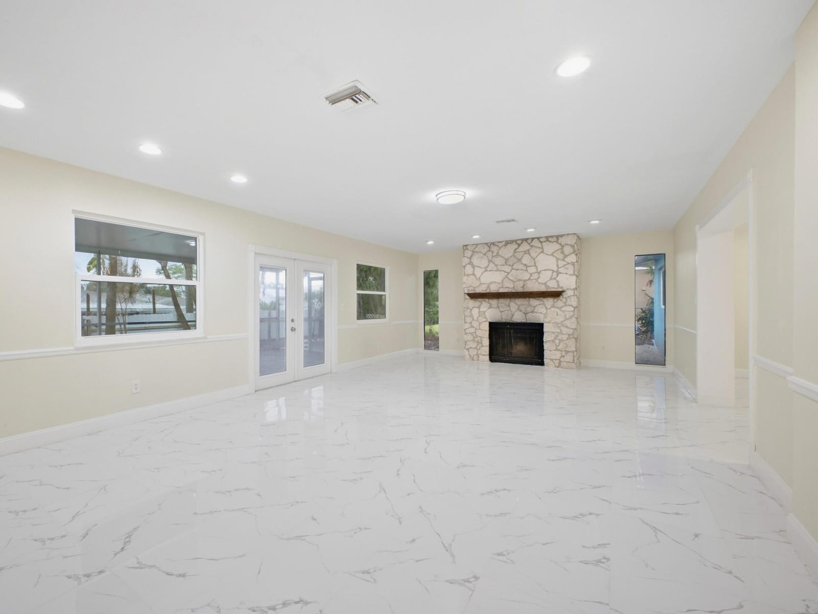 1421 Crest Drive, Lake Worth, FL 33461 photo 20