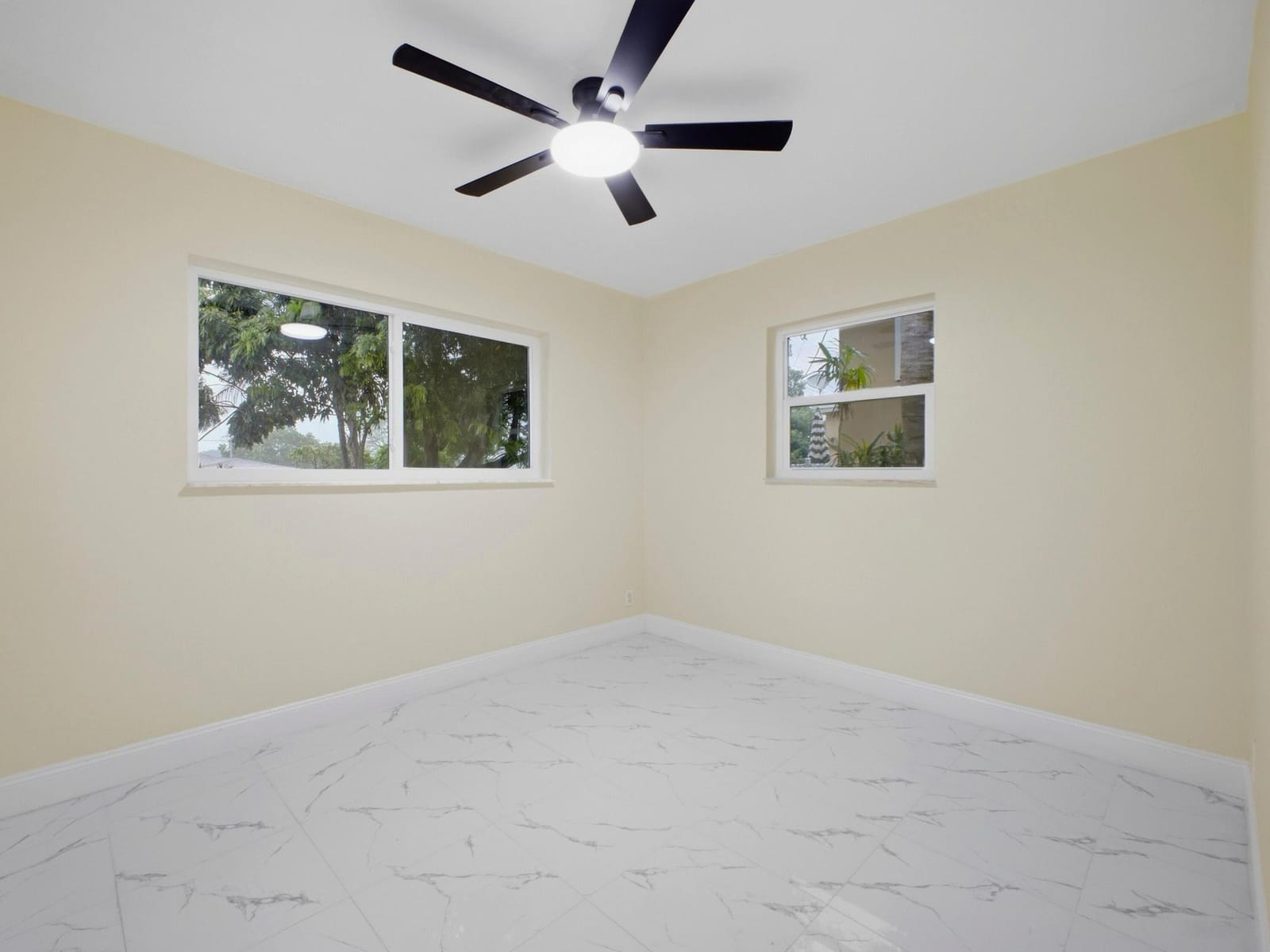 1421 Crest Drive, Lake Worth, FL 33461 photo 28
