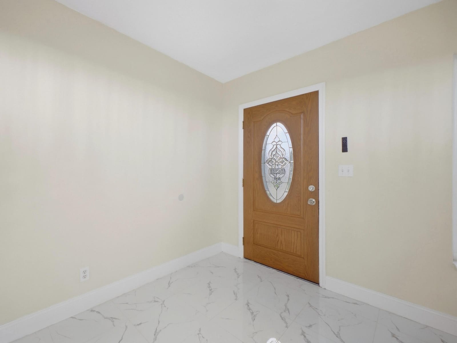 1421 Crest Drive — photo 6