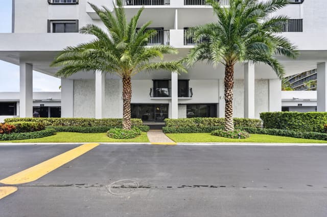 1200 Marine Way 803B, North Palm Beach, FL 33408