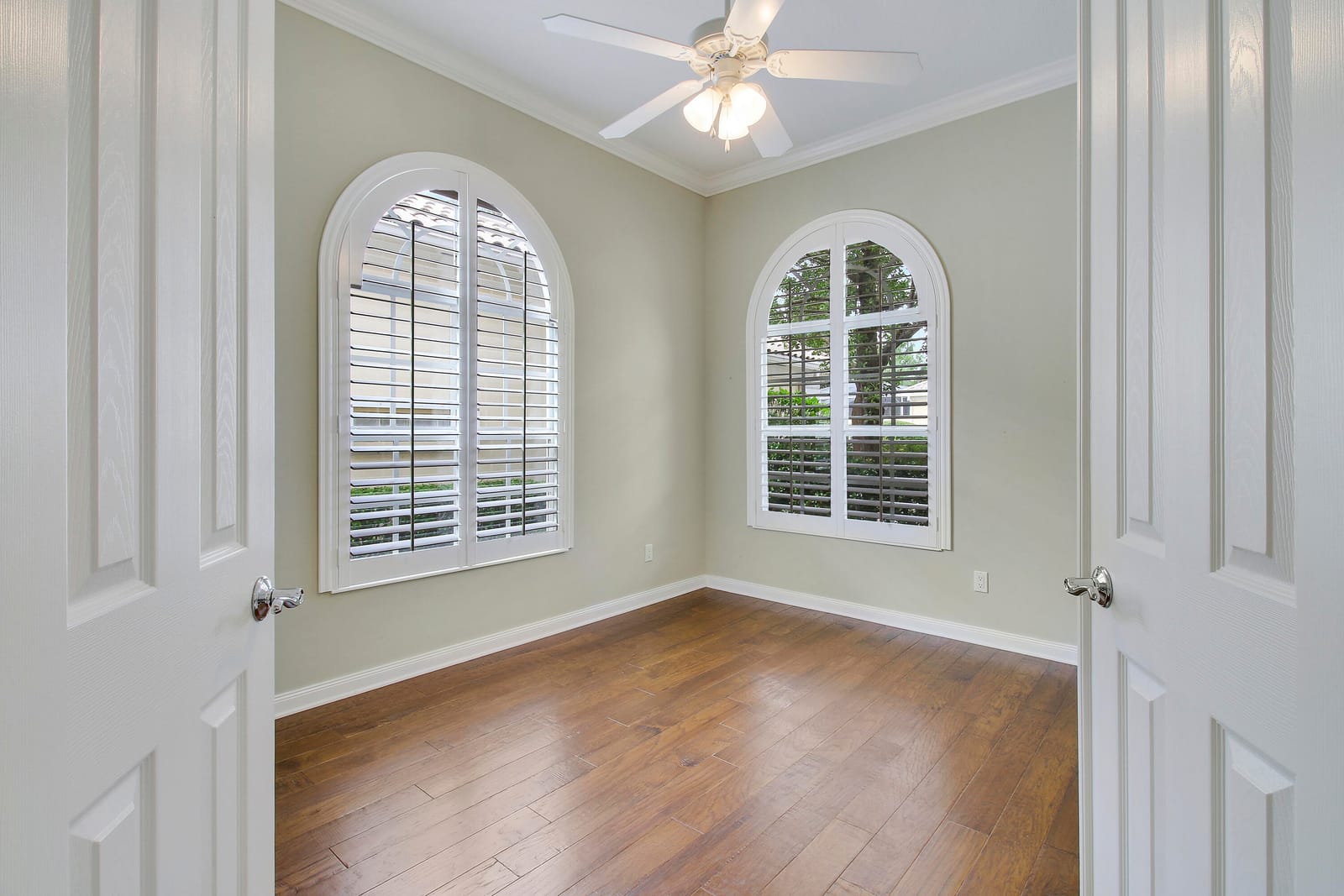 4718 Dovehill Drive — photo 8
