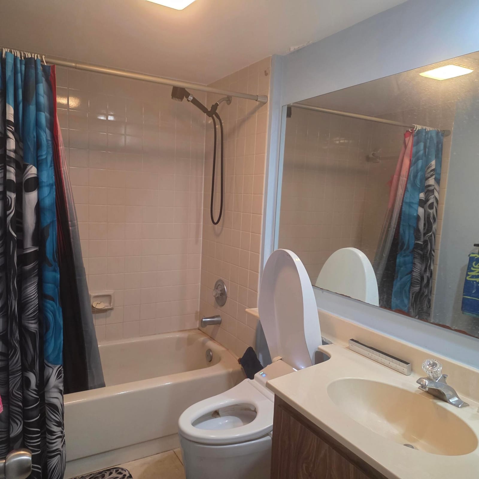 3640 WHITEHALL Drive 305, West Palm Beach, FL 33401 photo 7