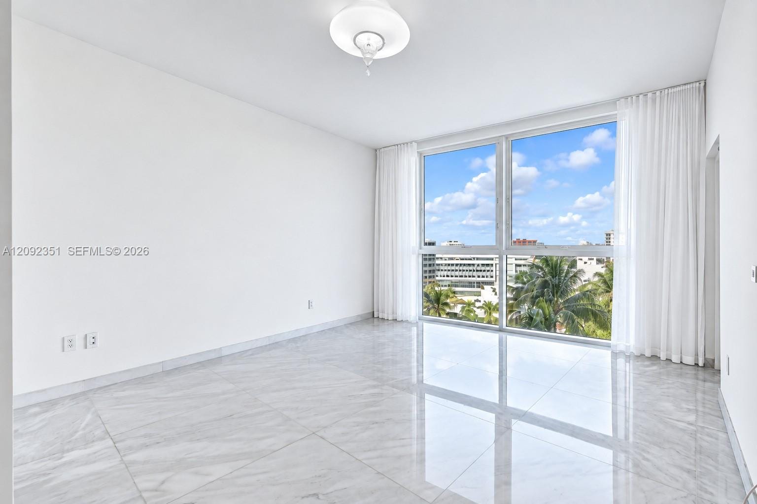 2020 N Bayshore Drive 1006 — photo 6