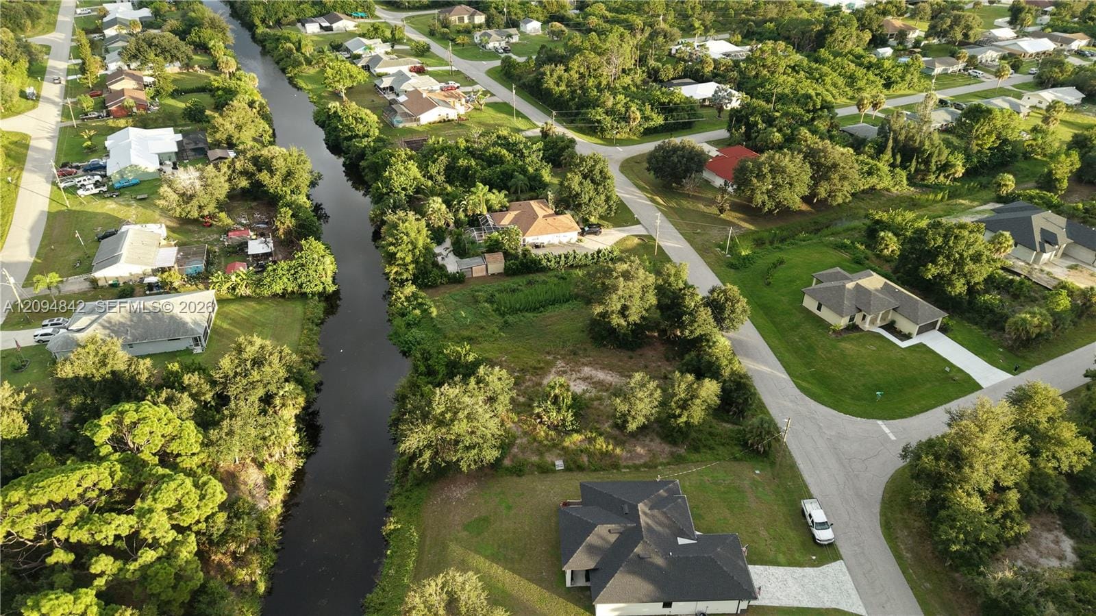 7064 Rosemont Drive, FL 34224 photo 6