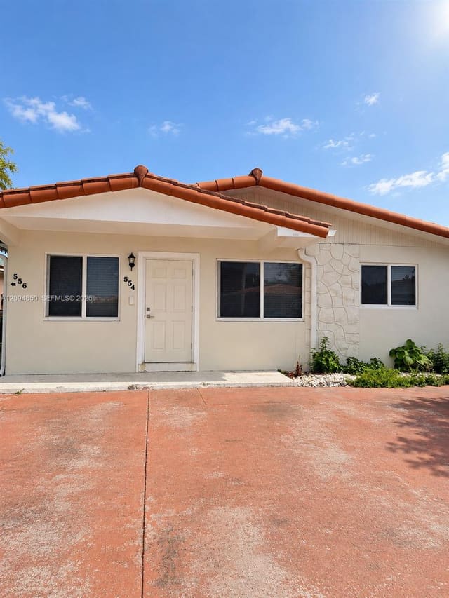 554 E 10th Street 554, Hialeah, FL 33010