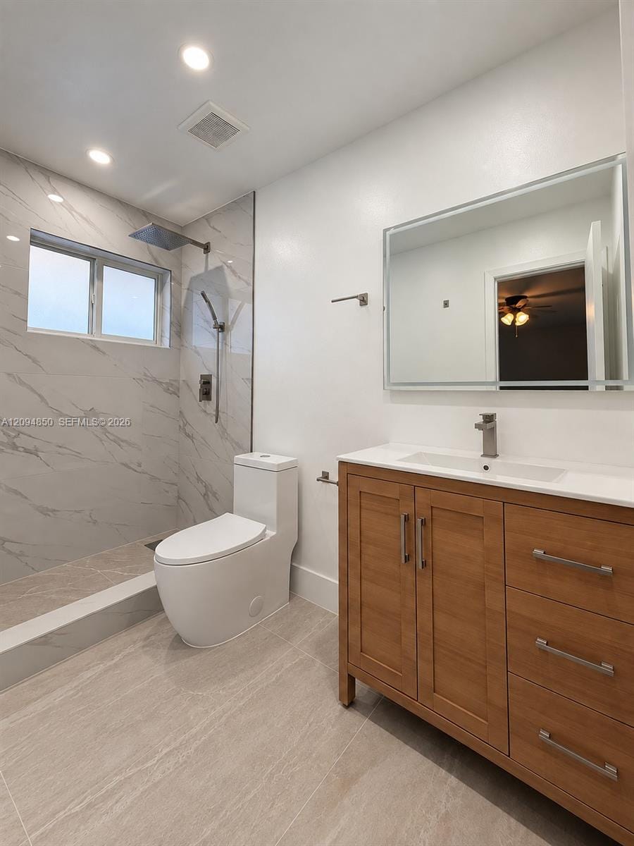 554 E 10th Street 554 — photo 10