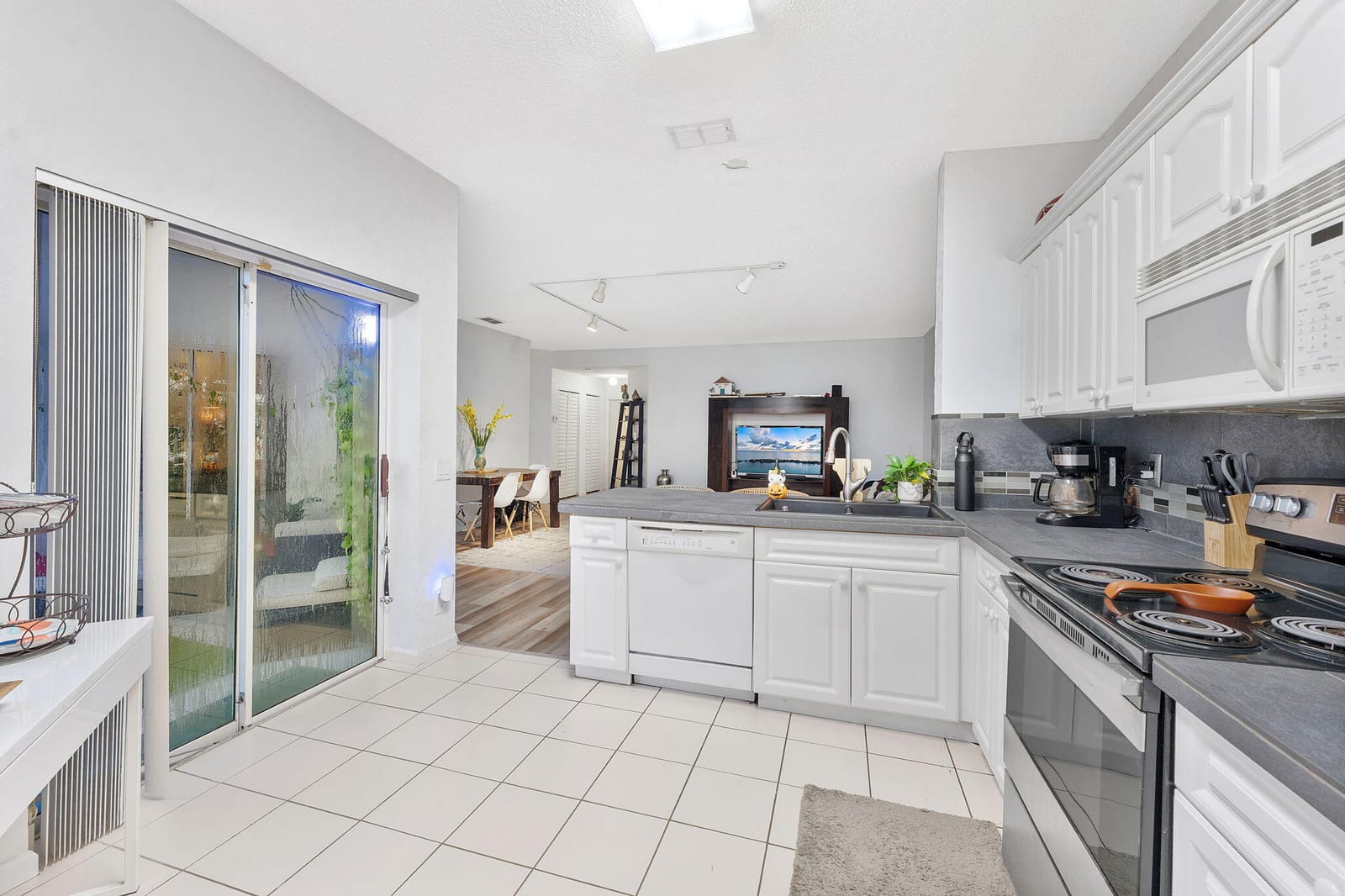6595 VIA REGINA, Boca Raton, FL 33433 photo 13