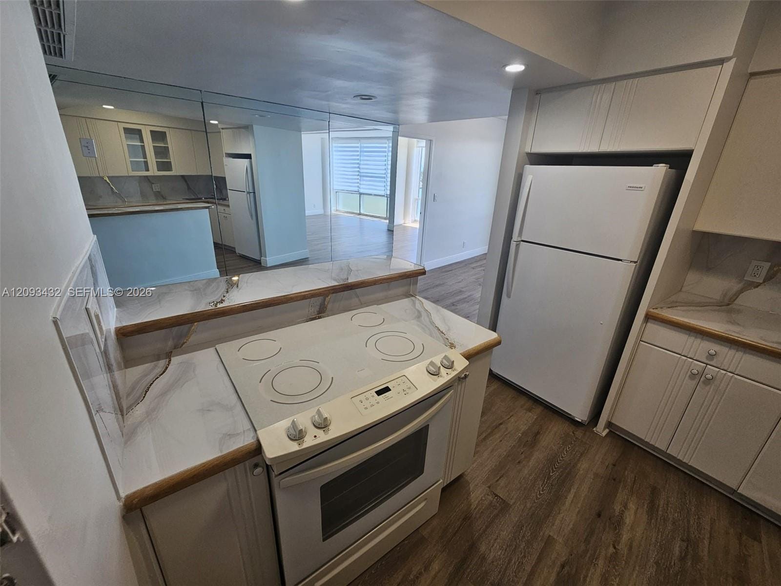 900 Bay Drive 721, Miami Beach, FL 33141 photo 9