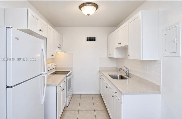 6487 W Flagler Street 9, Miami, FL 33144
