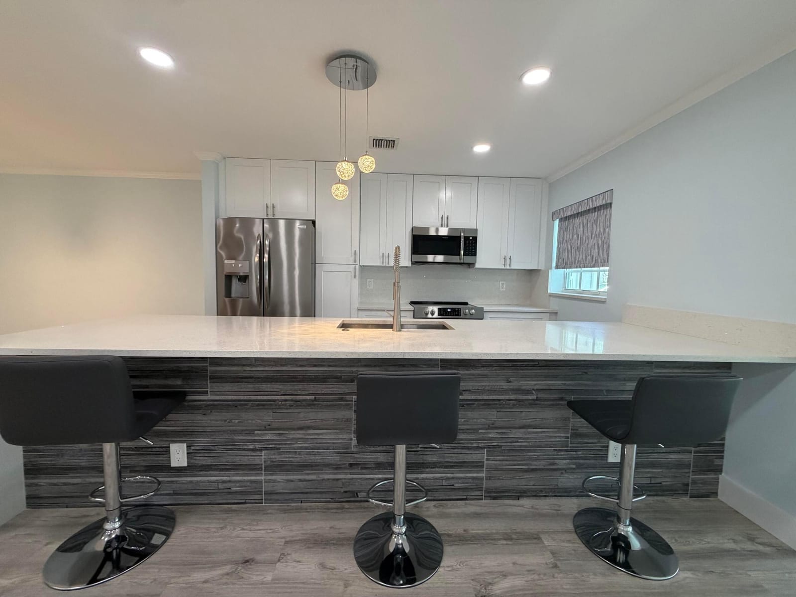 14516 Canalview Drive B — photo 2