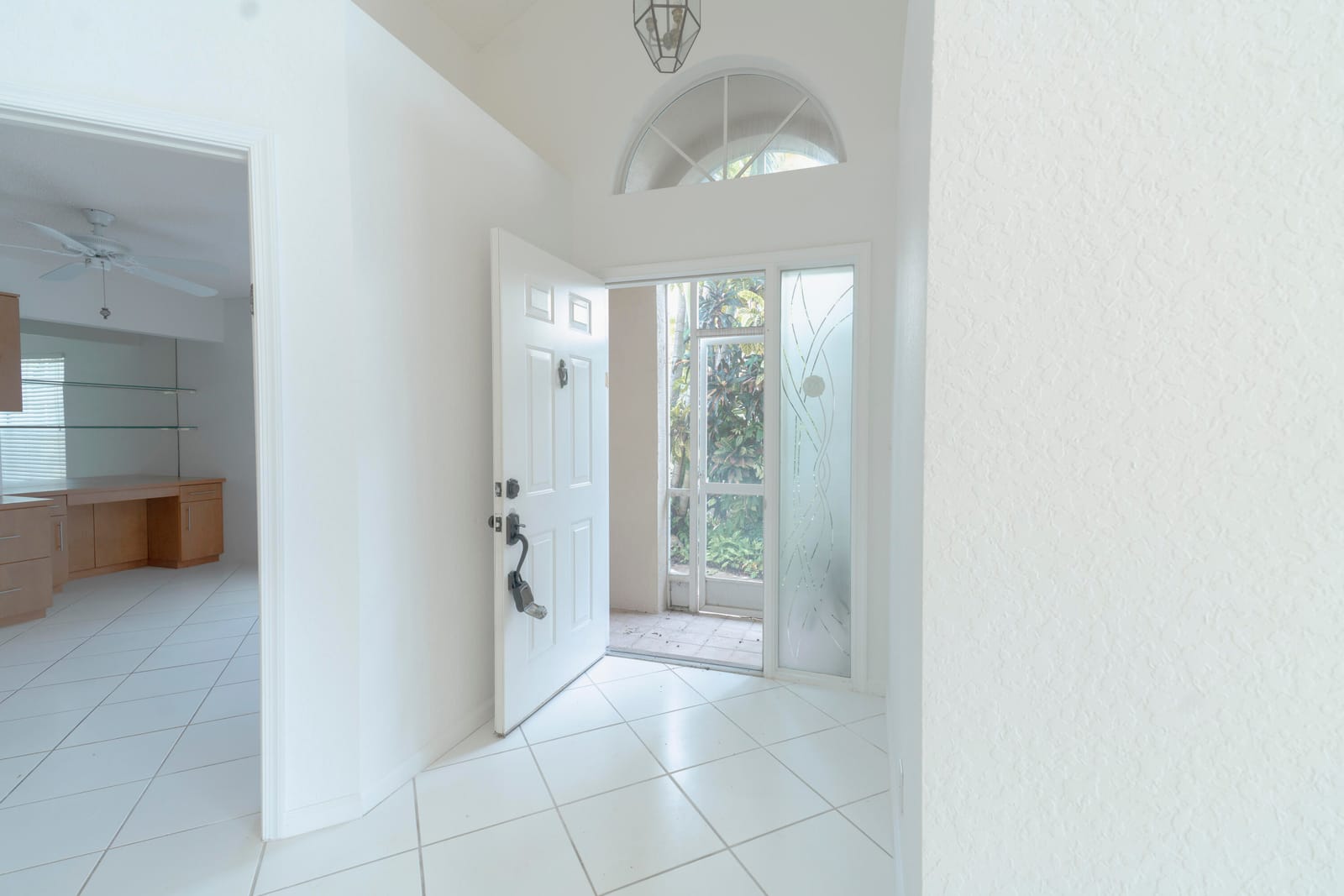 6113 GREENSPOINTE Drive 10 — photo 3