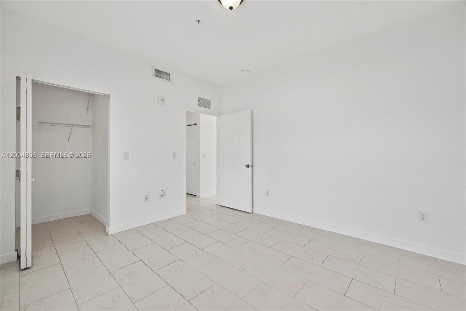405 E 7th Street 303, Hialeah, FL 33010 photo 11