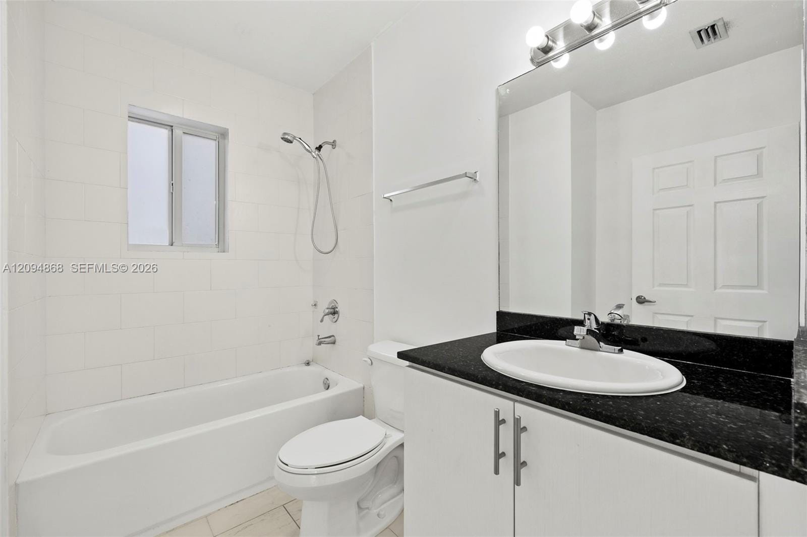 405 E 7th Street 303, Hialeah, FL 33010 photo 12