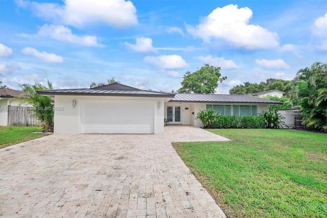 7111 Bamboo Street, Miami Lakes, FL 33014