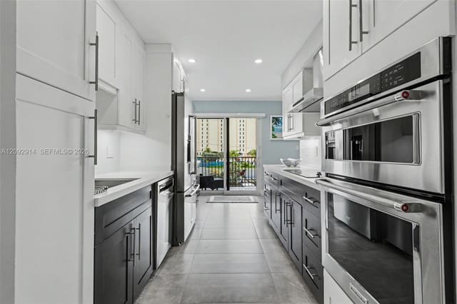 1201 S Ocean Drive 216N, Hollywood, FL 33019