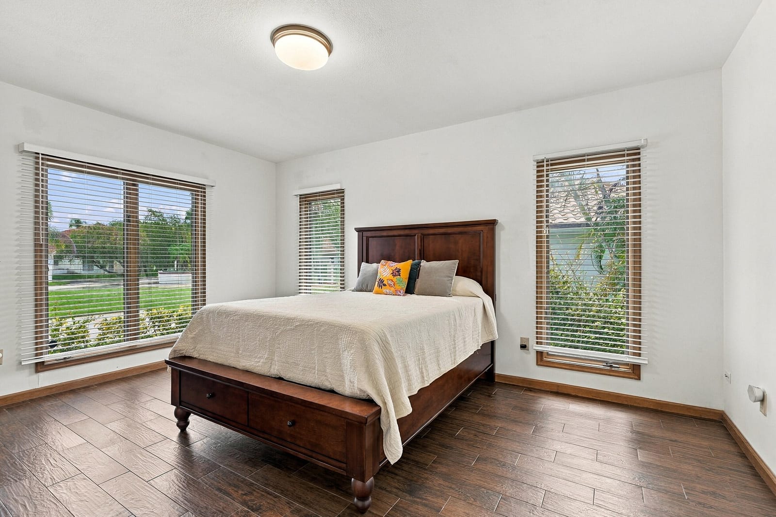 2990 CONIFER Drive — photo 8