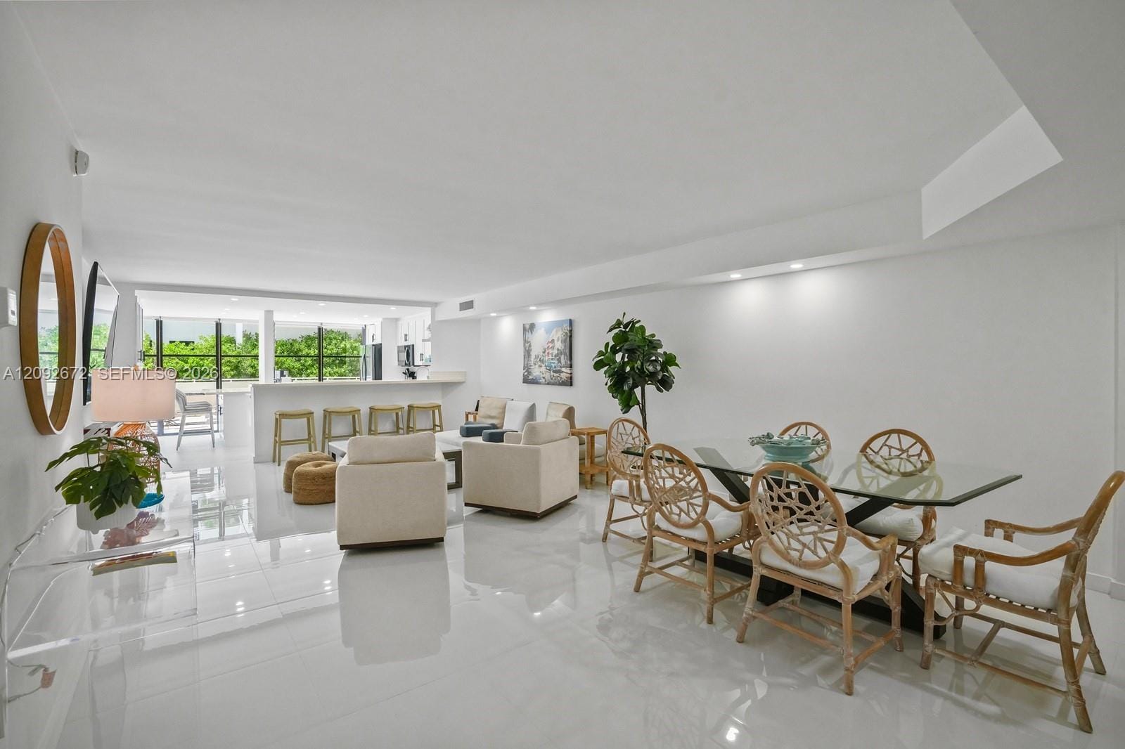 6423 Collins Avenue 203, Miami Beach, FL 33141 photo 5