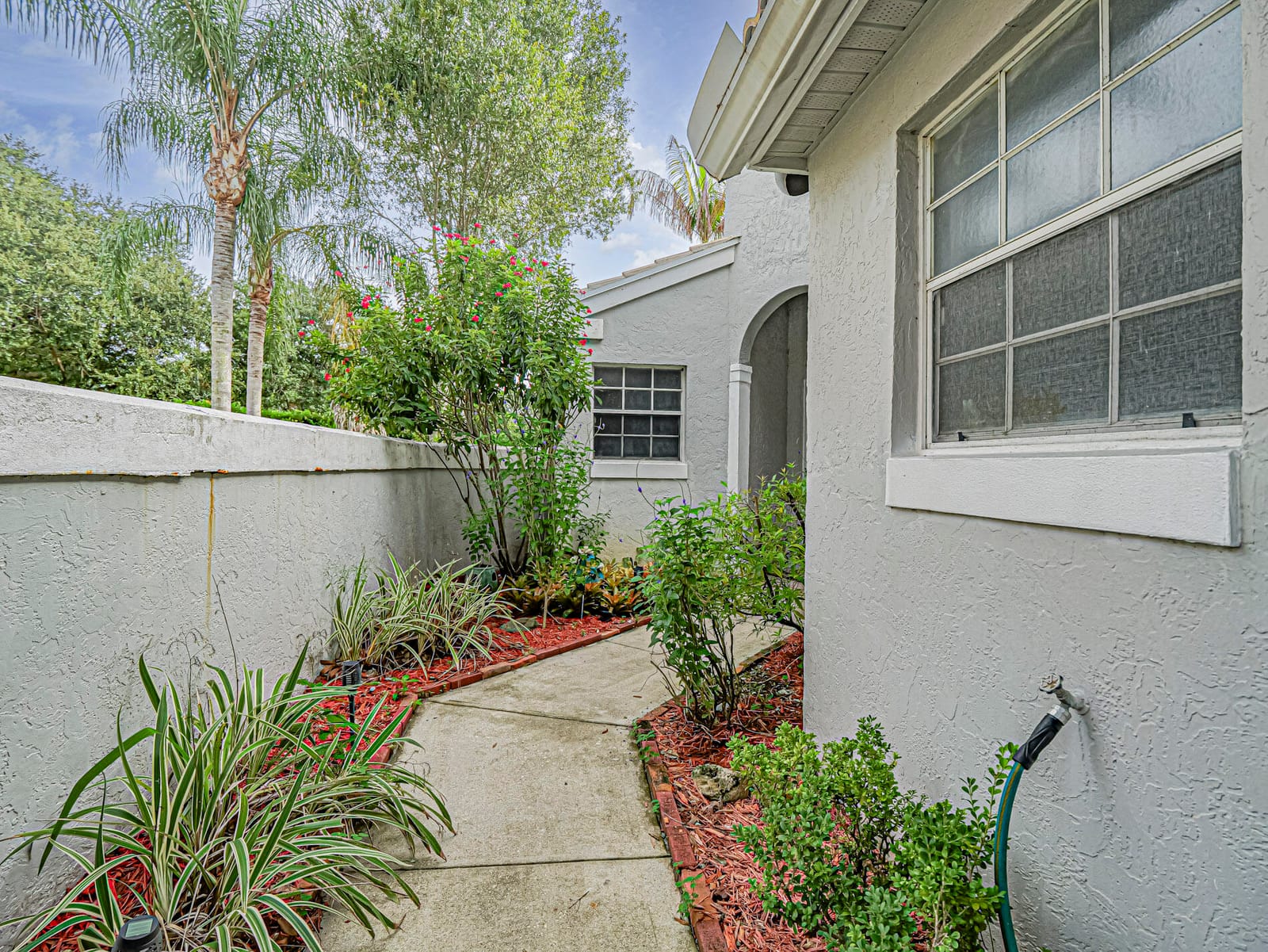 2075 SW AUGUSTA Trace — photo 5