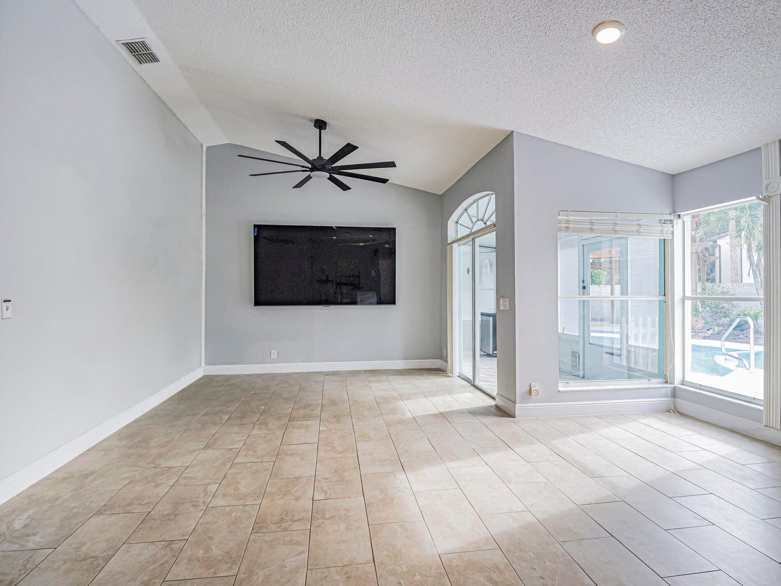2075 SW AUGUSTA Trace — photo 8