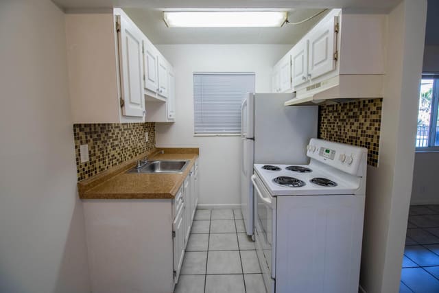 1727 LIBERTY Street #4, Hollywood, FL 33020