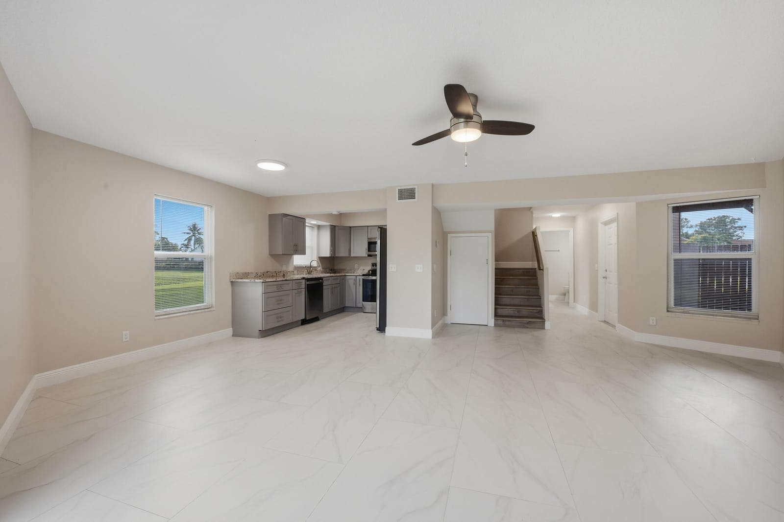 1033 Goldenrod Road — photo 8