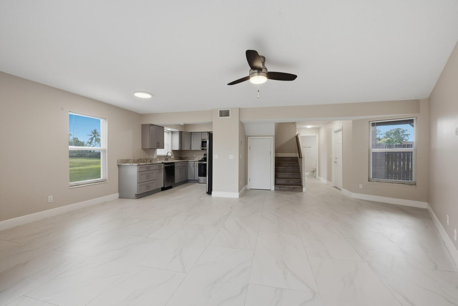 1033 Goldenrod Road — photo 9