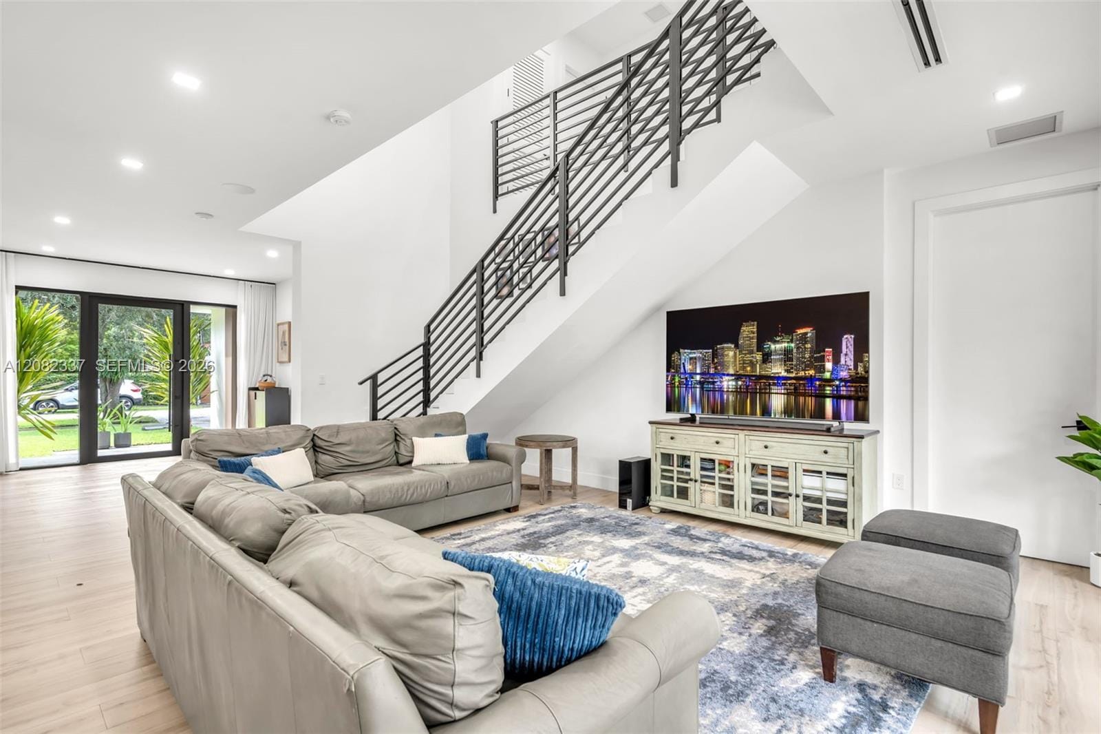 5759 SW 42nd Street — photo 7