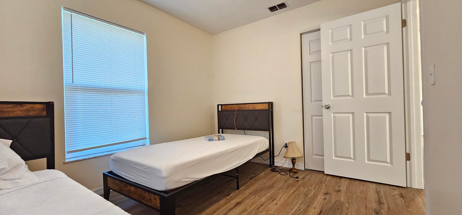 323 SEMINOLE Court — photo 11