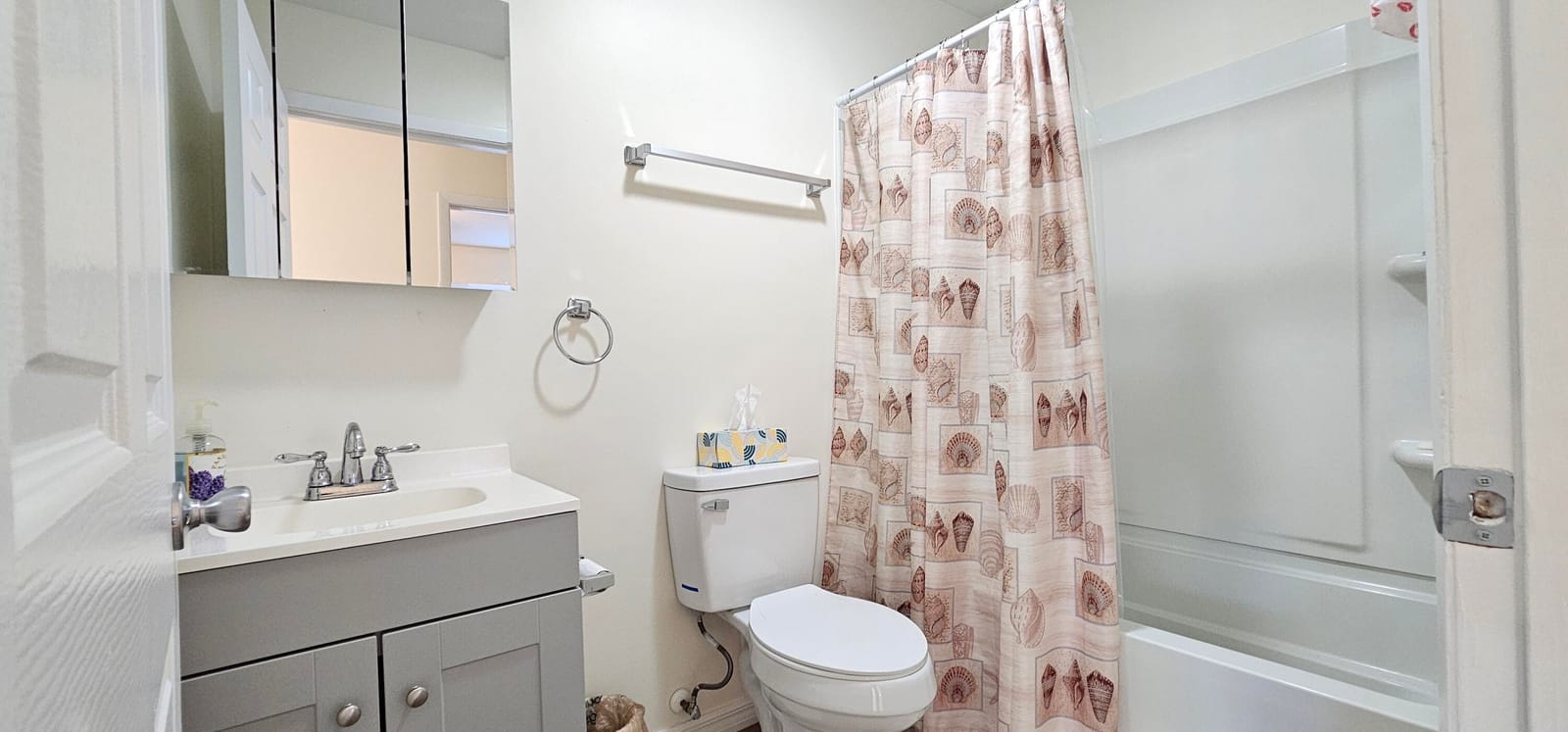 323 SEMINOLE Court — photo 10