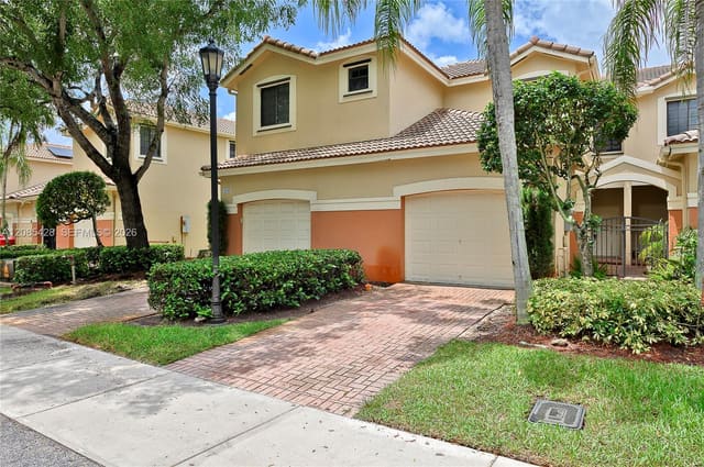 4238 Vineyard Circle 4238, Weston, FL 33332