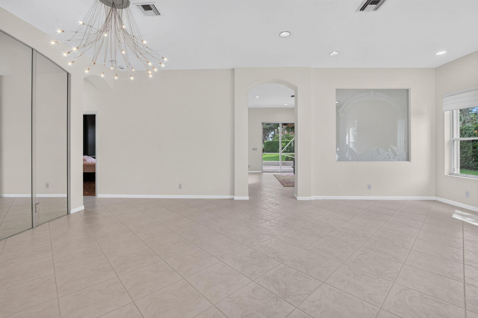 11572 Spring Oak Avenue — photo 8