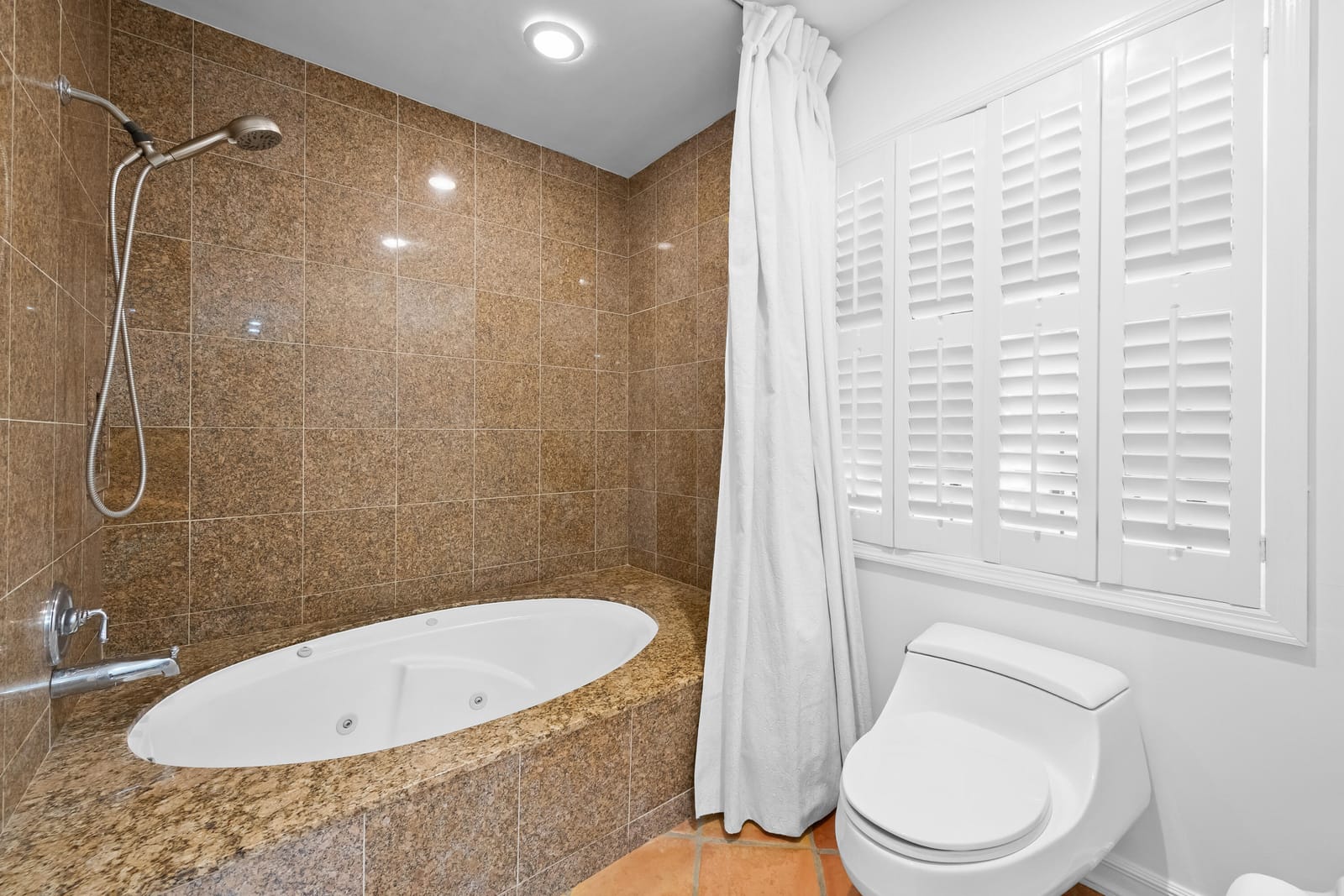 6760 HOLLANDAIRE Drive W, Boca Raton, FL 33433 photo 16
