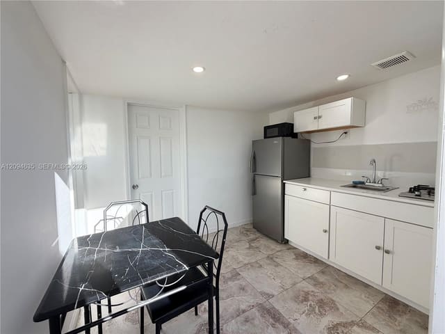 12435 SW 42nd Street 3, Miami, FL 33175