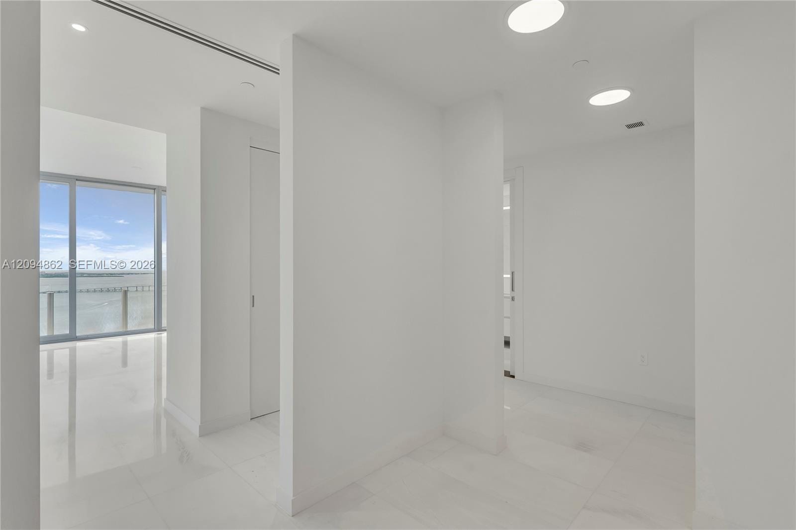 300 Biscayne Blvd Way 4203, Miami, FL 33131 photo 20