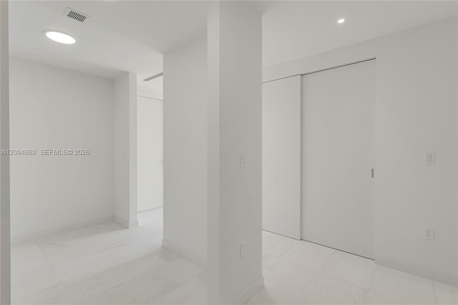 300 Biscayne Blvd Way 4203, Miami, FL 33131 photo 21