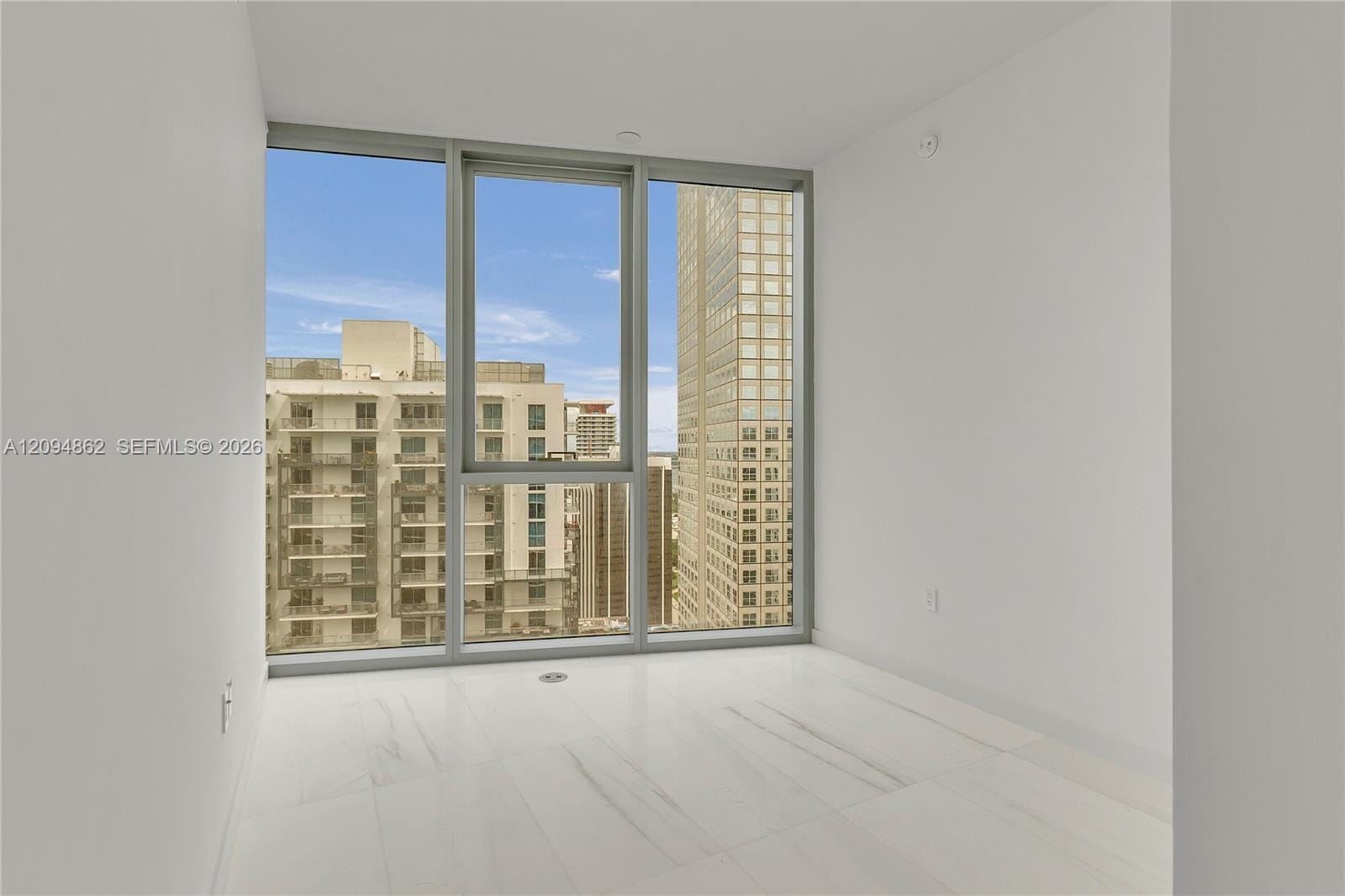300 Biscayne Blvd Way 4203, Miami, FL 33131 photo 30