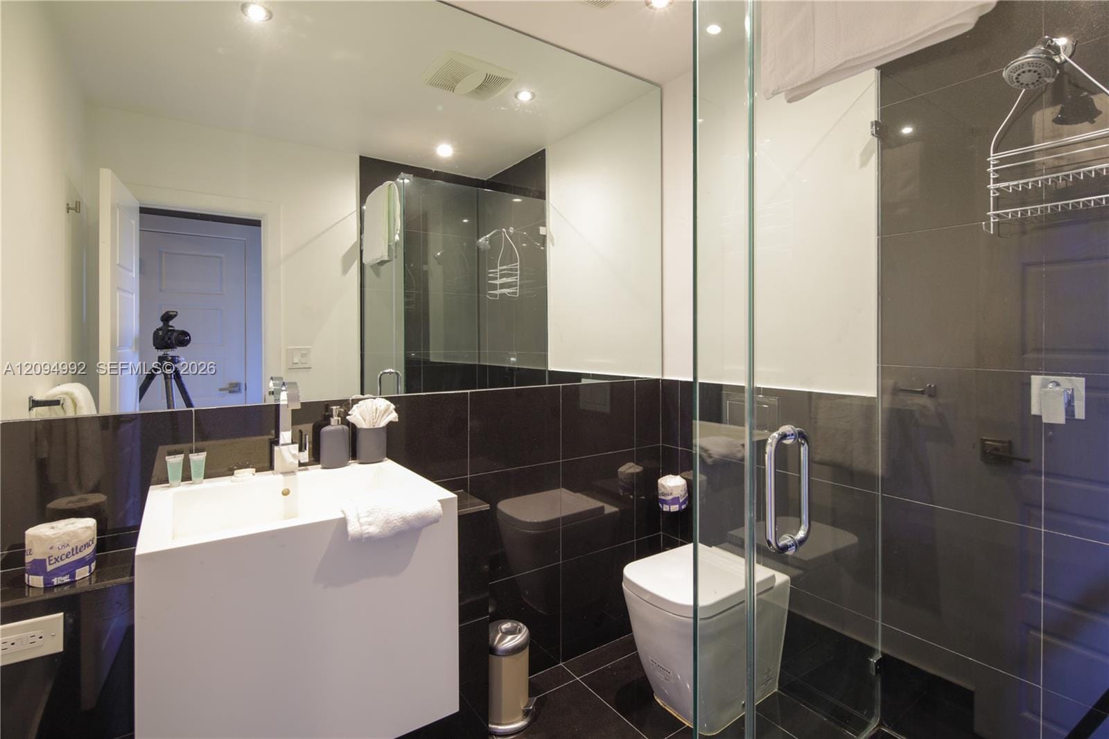 560 Michigan Avenue, Miami Beach, FL 33139 photo 9