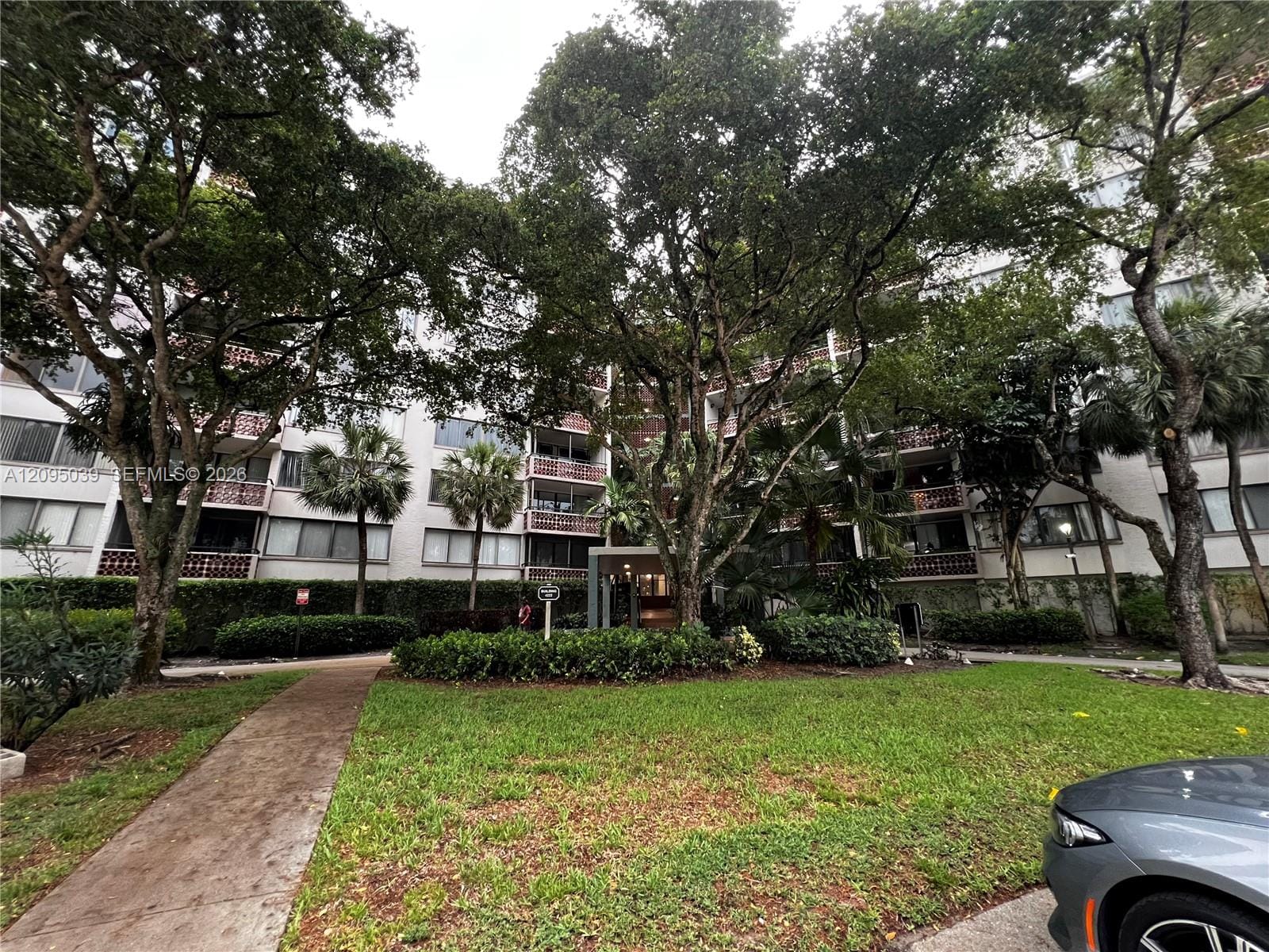 4222 Inverrary Boulevard 4305, Lauderhill, FL 33319 photo 1