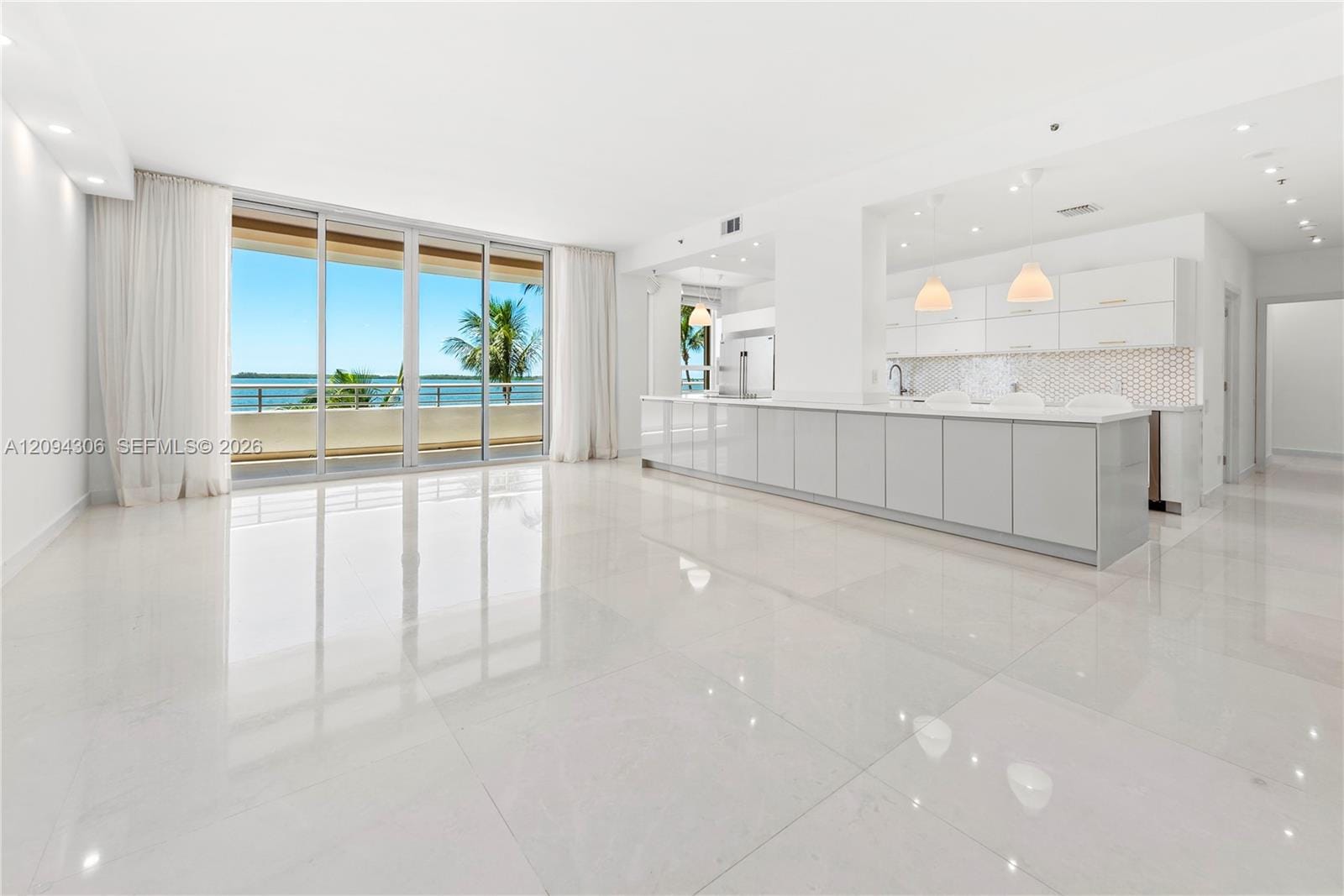 808 Brickell Key Drive 304 — photo 1