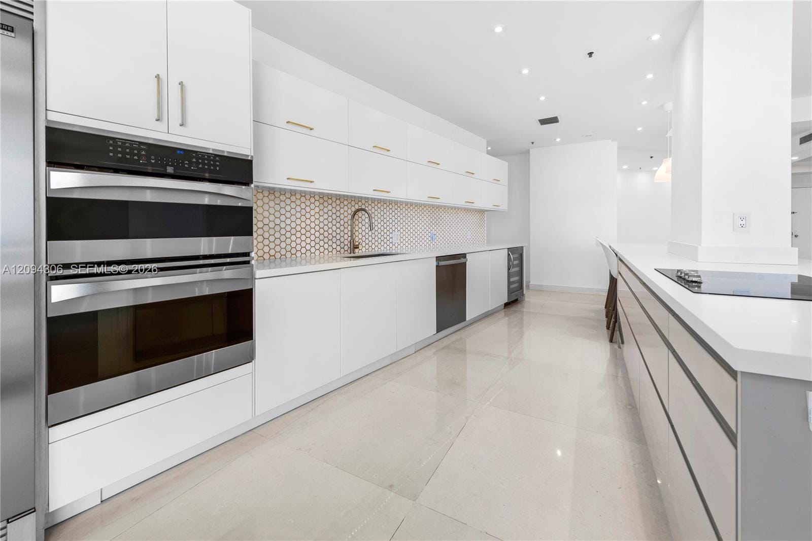 808 Brickell Key Drive 304, Miami, FL 33131 photo 13