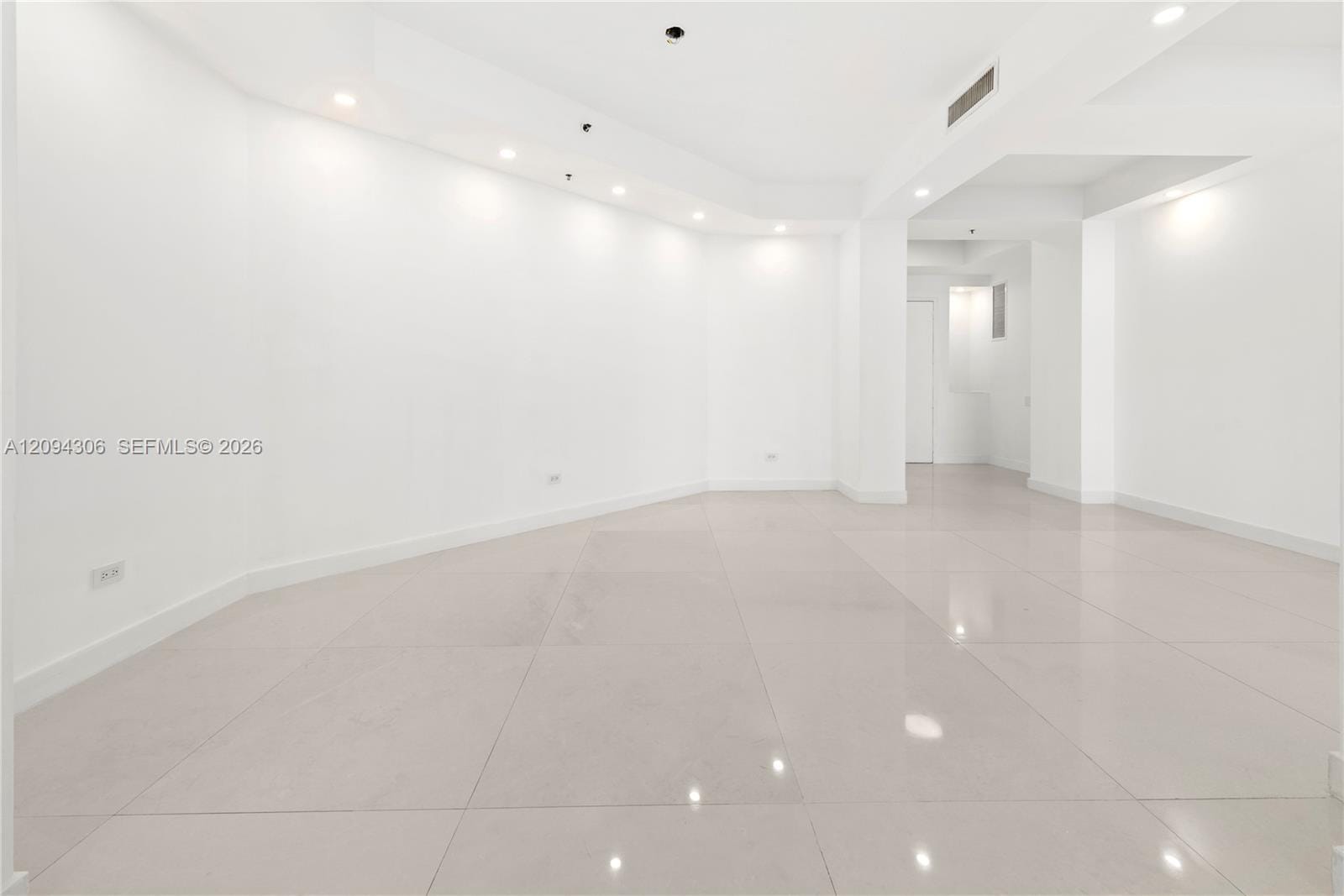 808 Brickell Key Drive 304, Miami, FL 33131 photo 18
