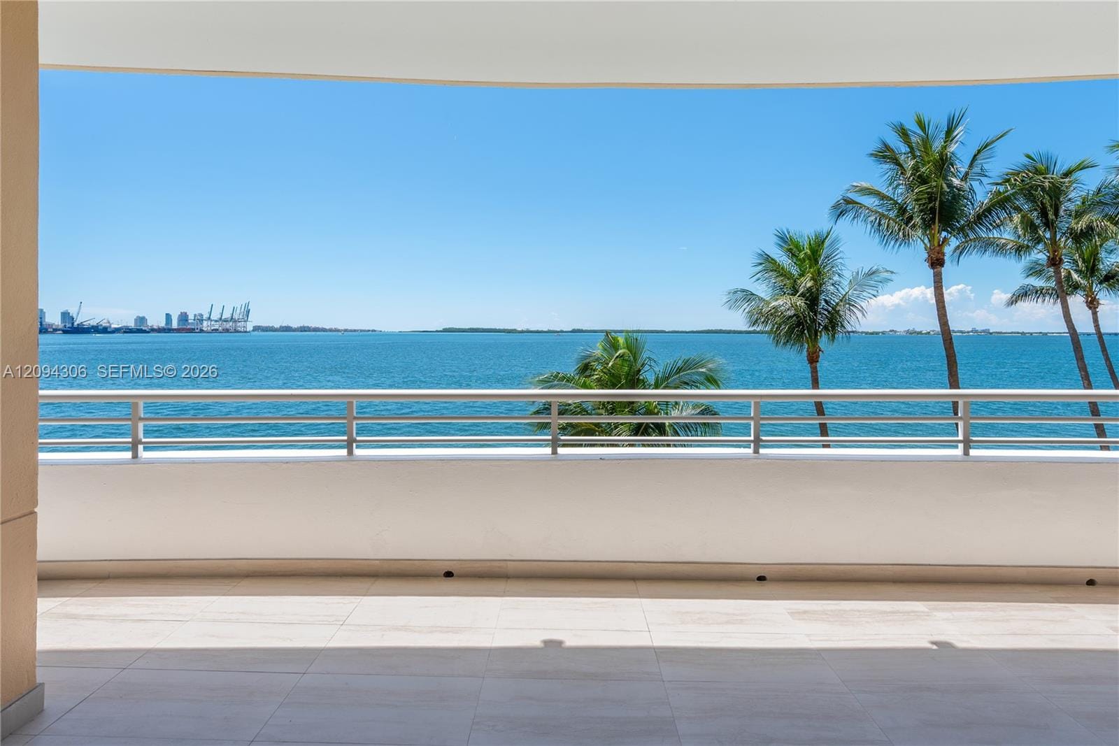 808 Brickell Key Drive 304 — photo 3