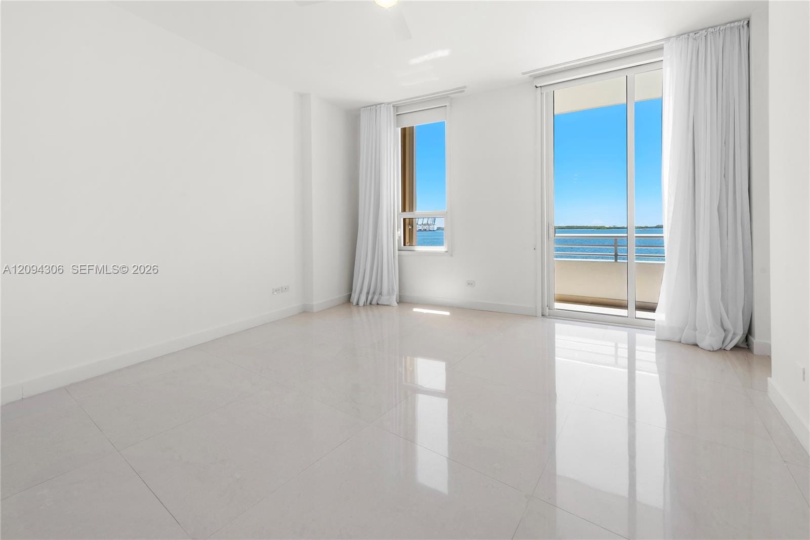 808 Brickell Key Drive 304, Miami, FL 33131 photo 27