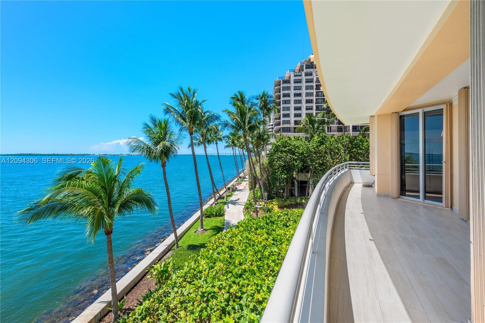 808 Brickell Key Drive 304 — photo 4