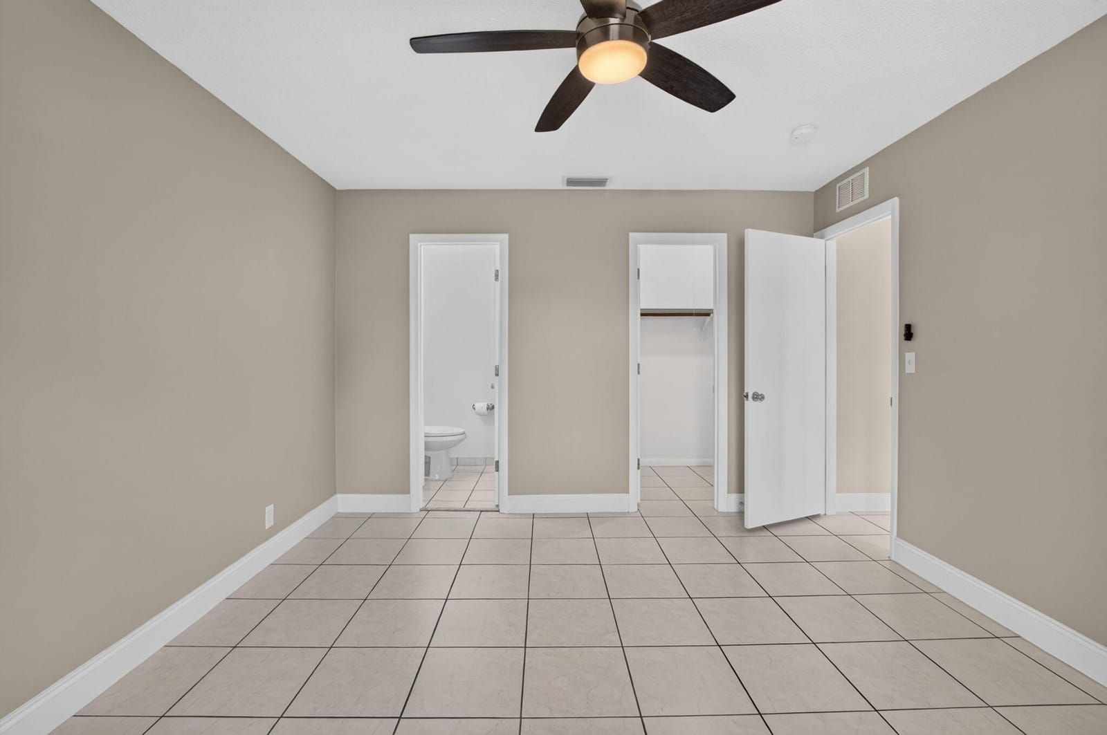 1213 W BROWARD Street, Lantana, FL 33462 photo 4