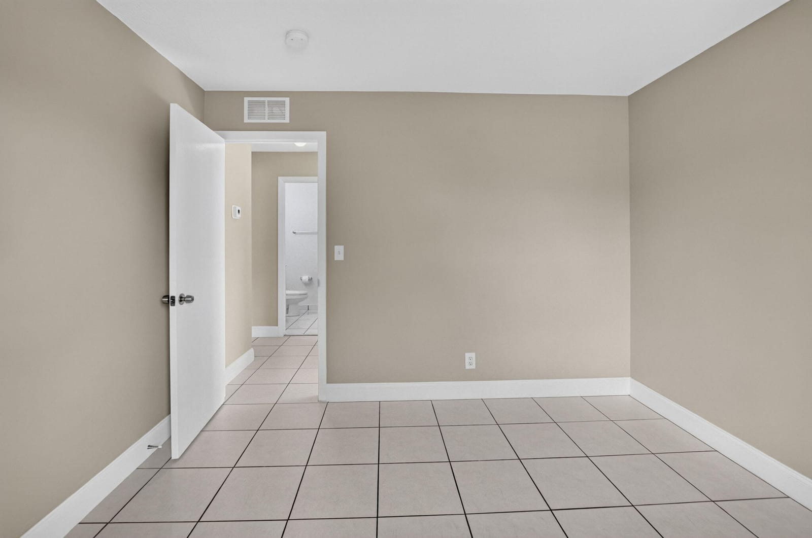 1213 W BROWARD Street, Lantana, FL 33462 photo 17