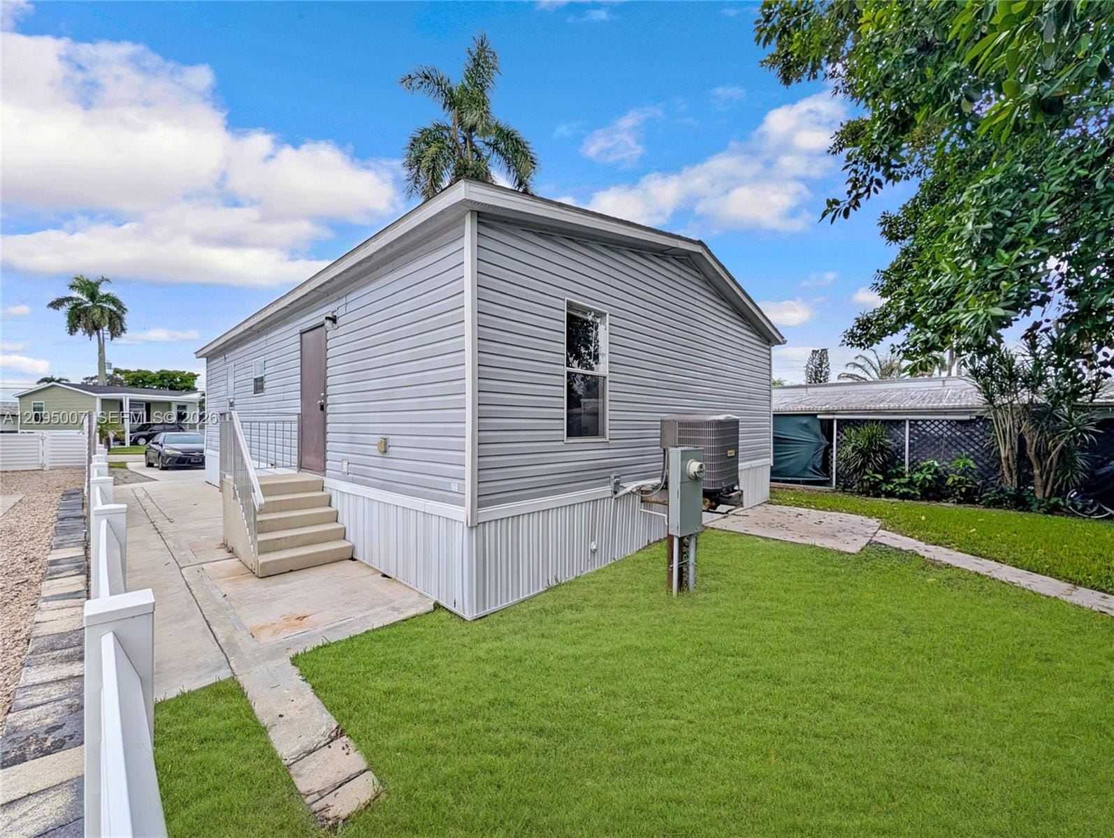 1910 SW 85th Lane, Davie, FL 33324 photo 26