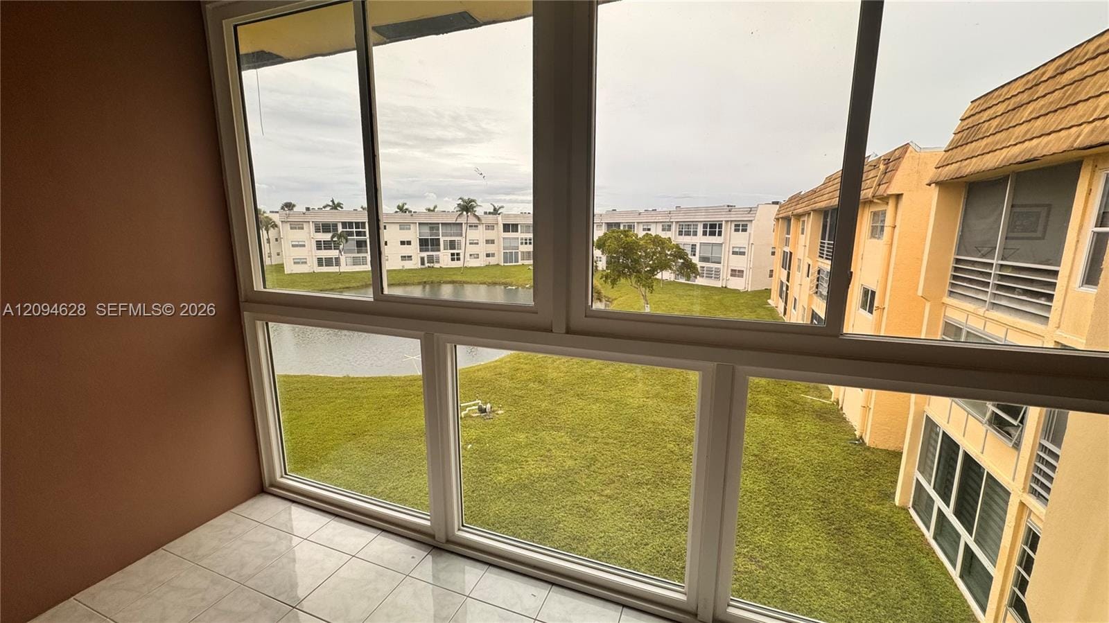 8400 Sunrise Lakes Boulevard 306, Sunrise, FL 33322 photo 6
